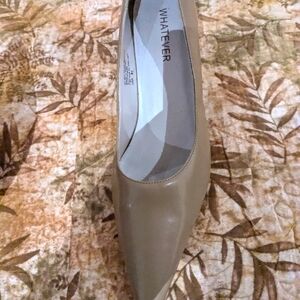Nude pump